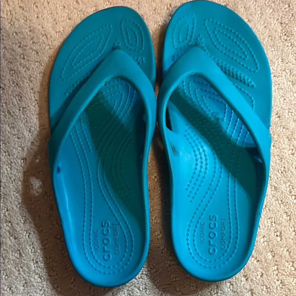 CROCS Vibrant Blue Sandals
